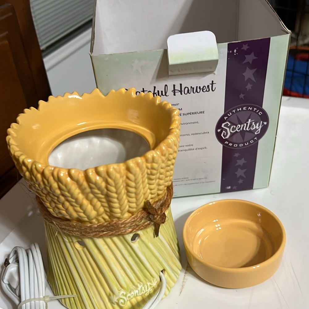 Scentsy It’s Fall Yall